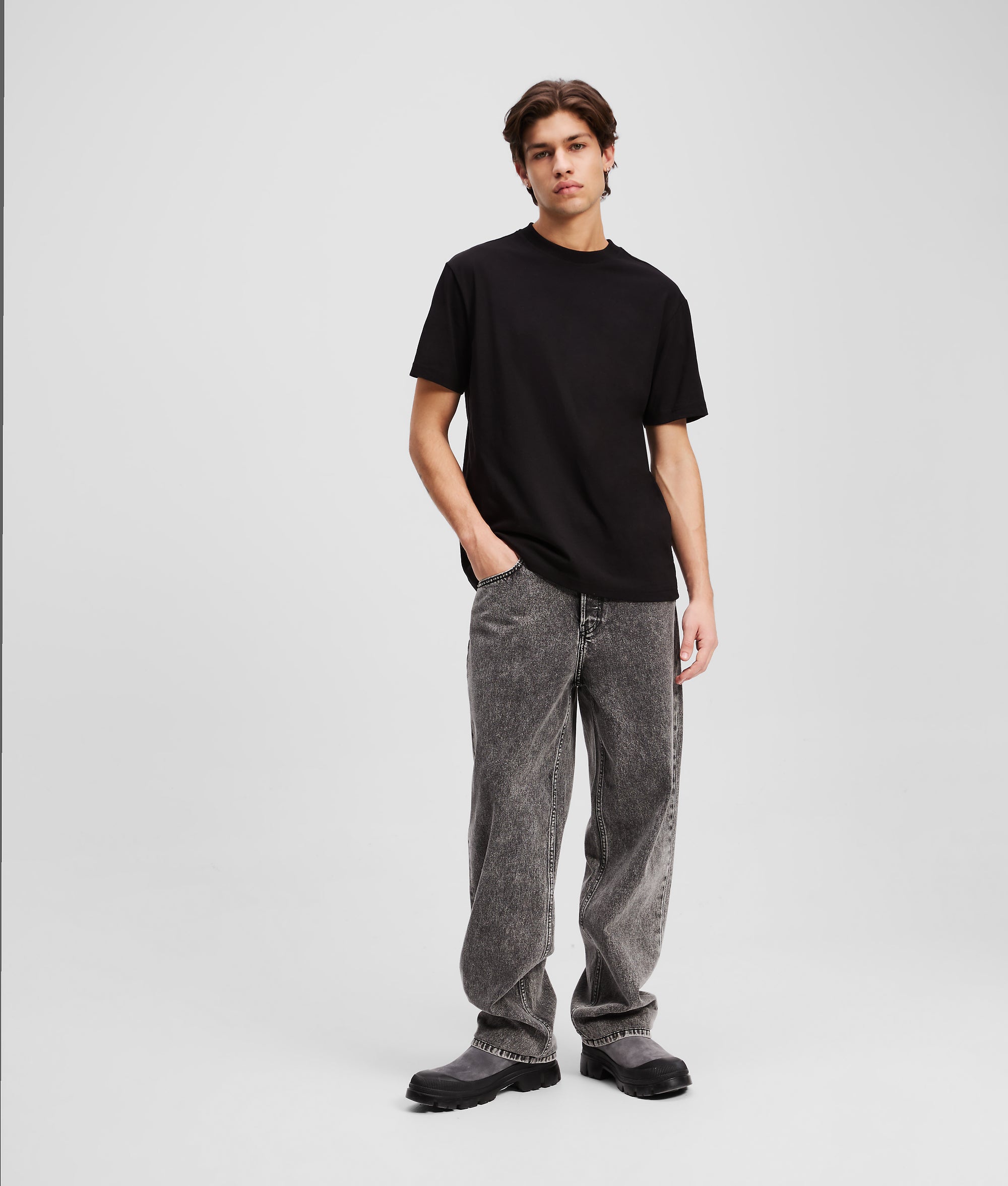 PATCH LOGO T-SHIRT - Image 4