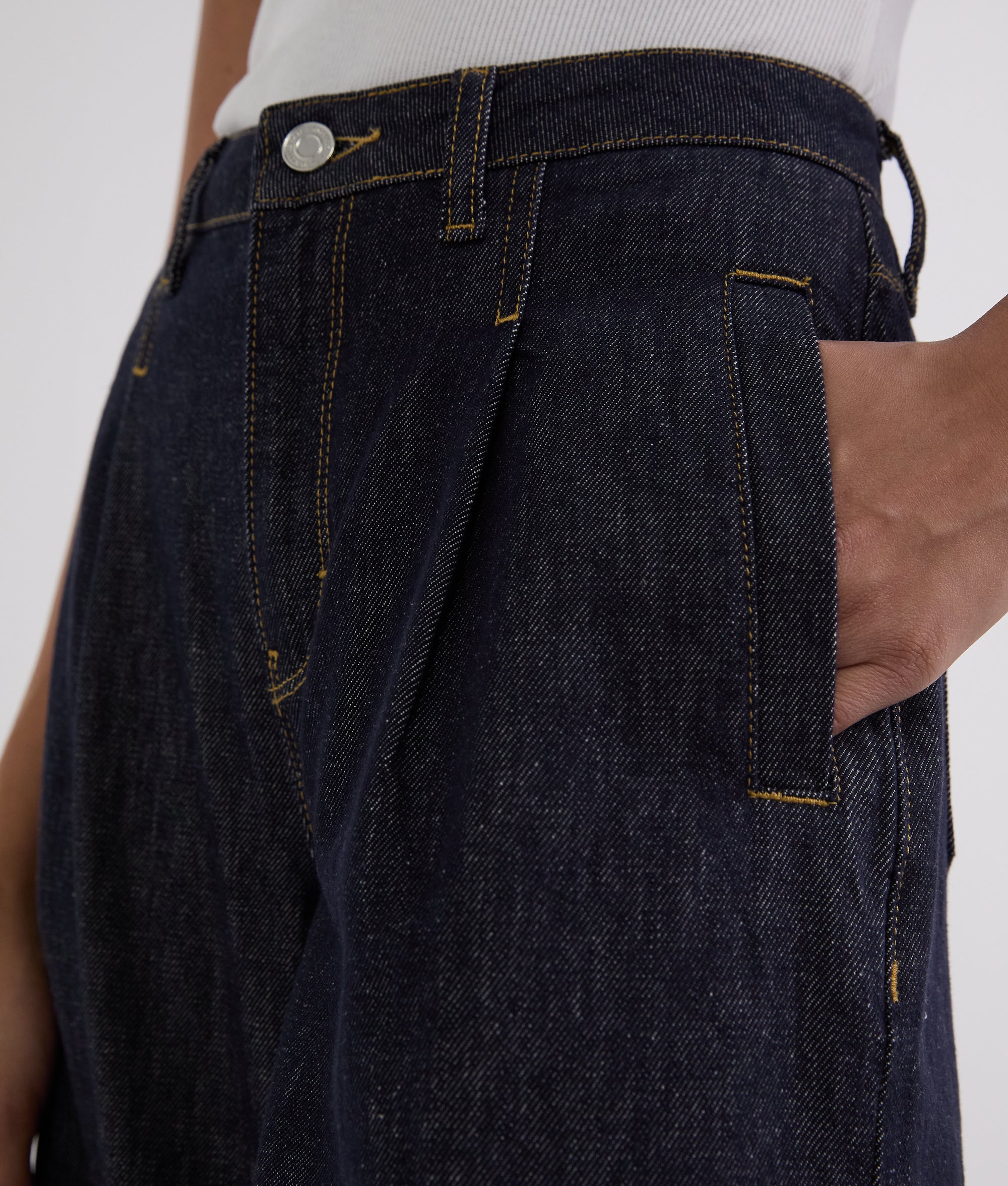 CONTRAST STITCH WIDE-LEG JEANS - Image 2