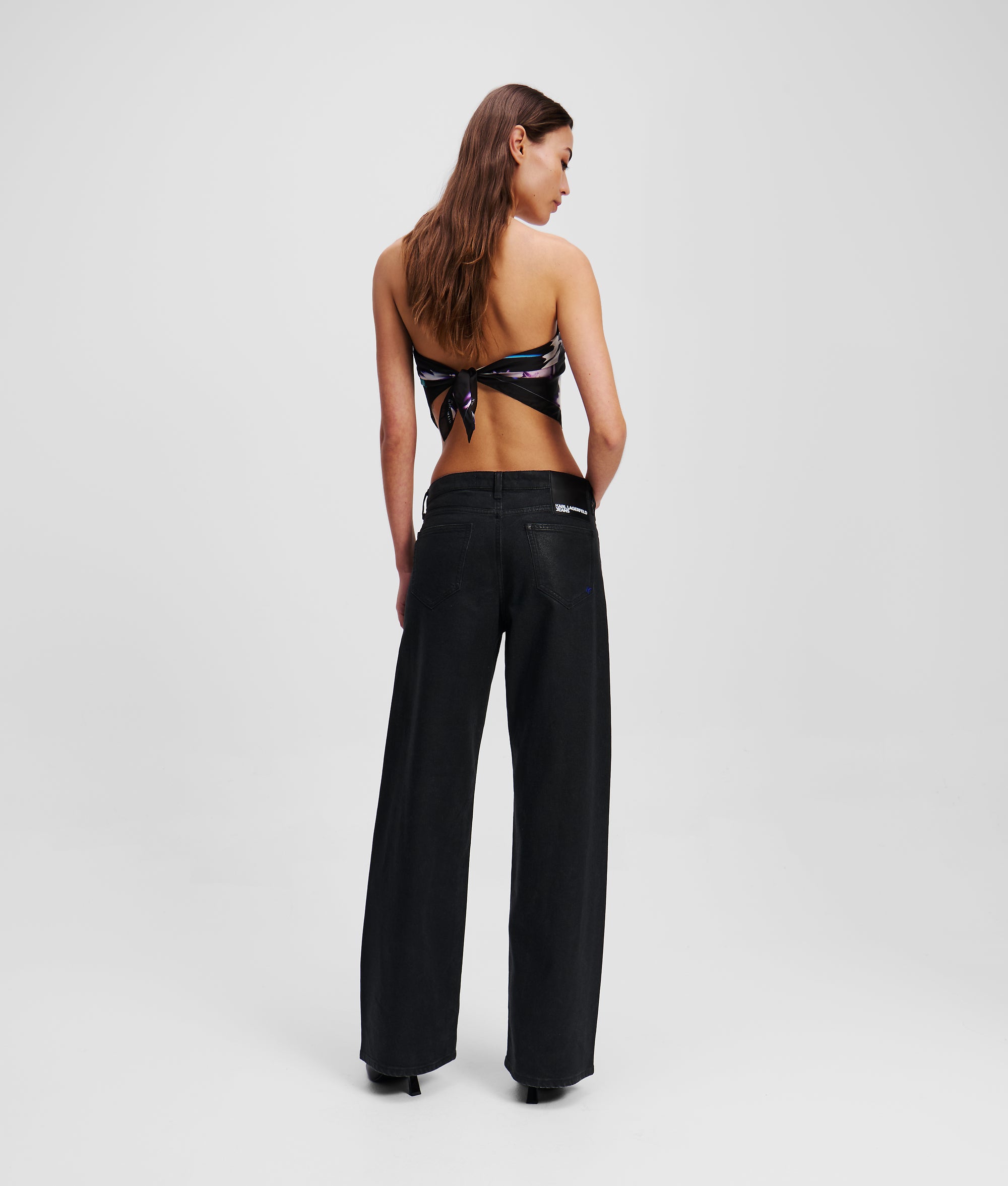 COATED MID-RISE RELAXED JEANS - Image 3