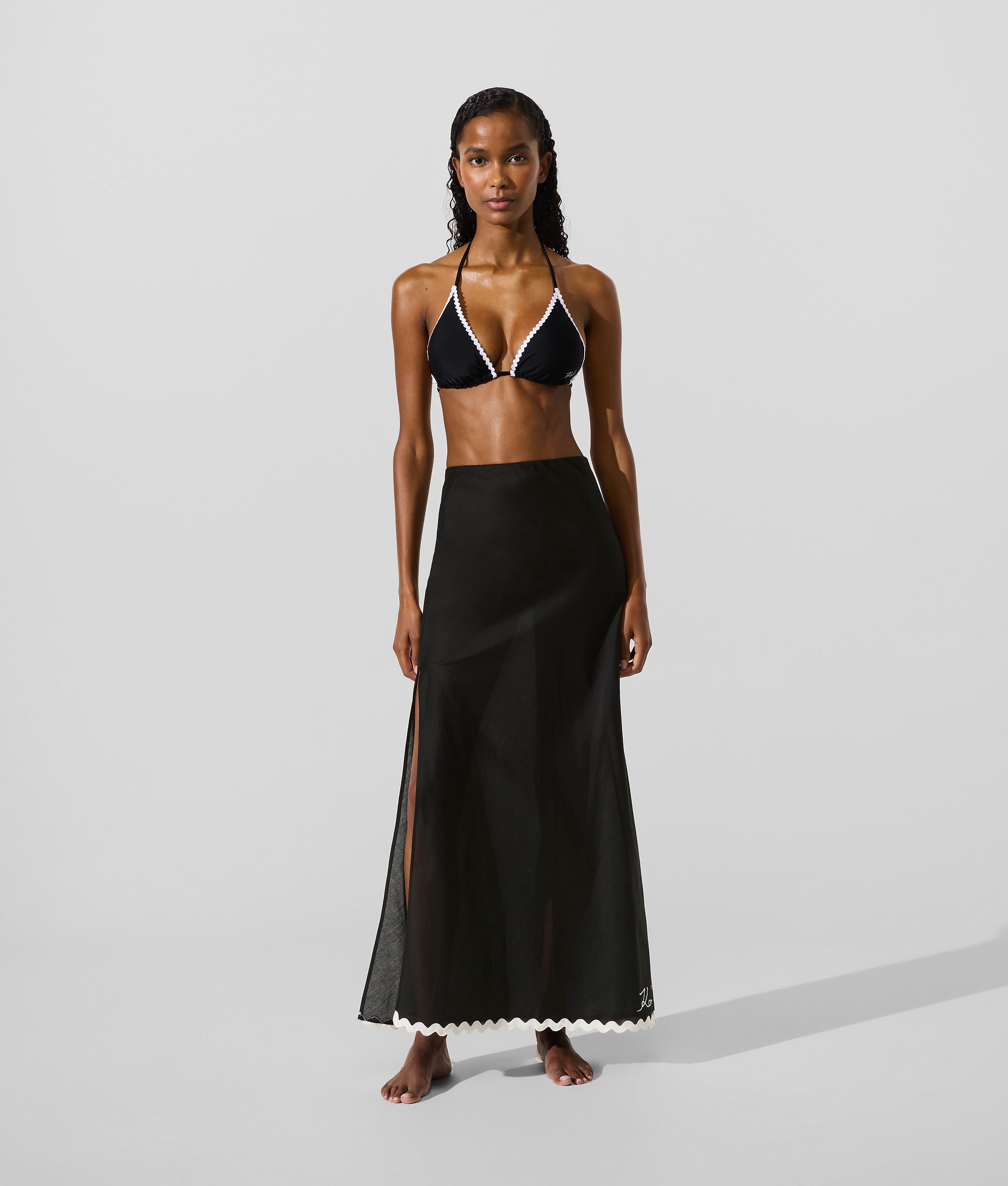 Signature scallop beach skirt