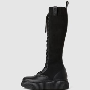 Kreeper tall knitted boots